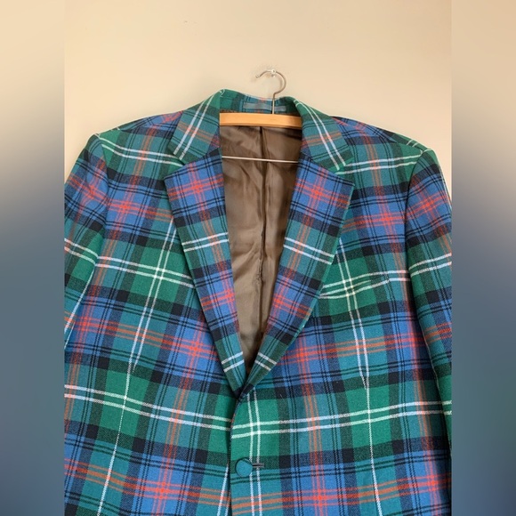 The highland house of laurie
Vtg Tartan Green Plaid Scottish Suit Coat Jacket - Picture 5 of 9
